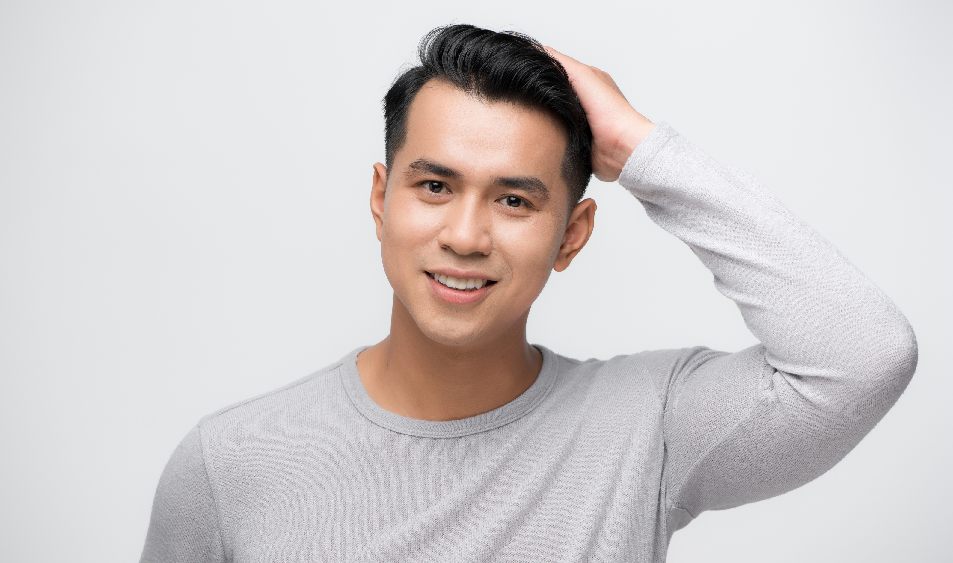 Why Men Under 40 Are Embracing NeoGraft Hair Transplants